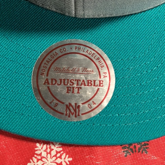 San Antonio SnapBack great condition … nice color way - Picture 5 of 7